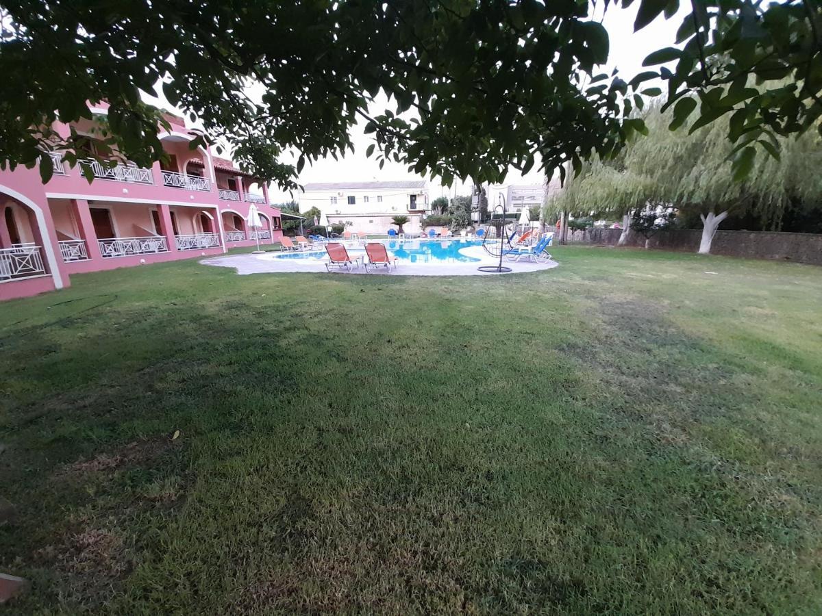 Aronda Apartments Dassia  Bagian luar foto