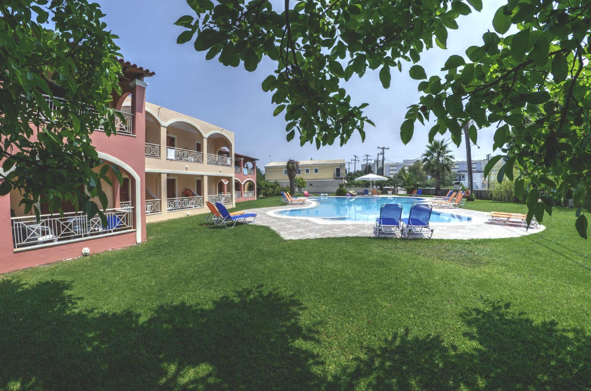 Aronda Apartments Dassia  Bagian luar foto